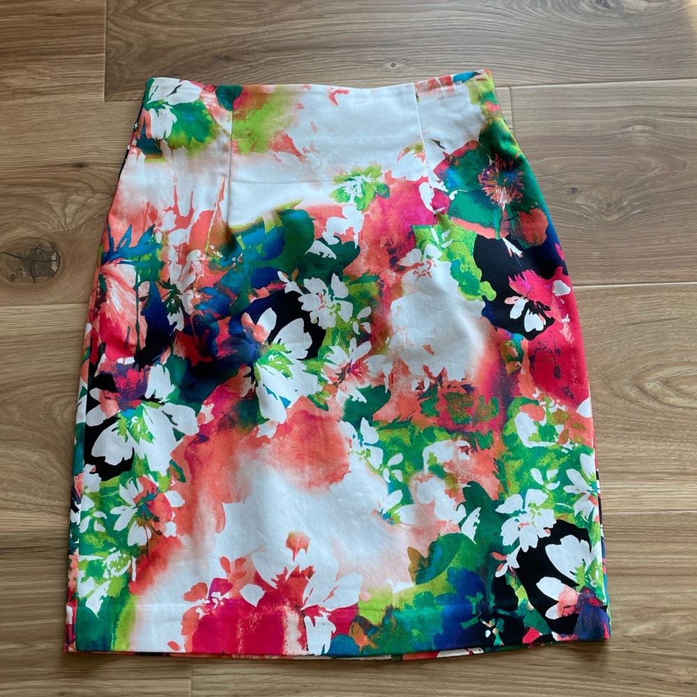 Worthington Multicolor Floral Pencil Skirt